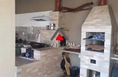 Casa com 4 quartos à venda na Rua Joaquim Luiz da Rocha, 80, Jardim Floresta, Pouso Alegre