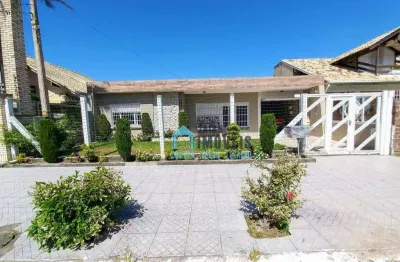 Casa com 3 dormitórios, sendo 1 suíte, poucos metros da barra, à venda por r$ 756.000 - centro - imbé/rs