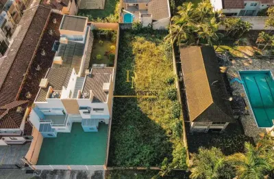Terreno à venda em Caiobá, Matinhos 