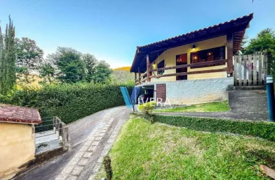 Casa com 3 dormitórios à venda, 229 m² por r$ 795.000,00 - vargem grande - teresópolis/rj