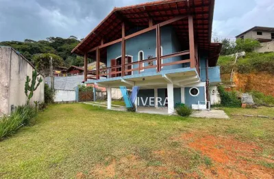 Casa com 3 dormitórios à venda, 196 m² por r$ 998.000,00 - golfe - teresópolis/rj