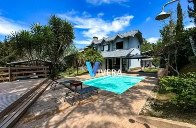 Casa com 4 dormitórios à venda, 235 m² por r$ 1.690.000,00 - albuquerque - teresópolis/rj