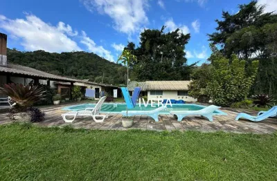 Casa com 7 dormitórios à venda, 650 m² por r$ 1.500.000,00 - albuquerque - teresópolis/rj