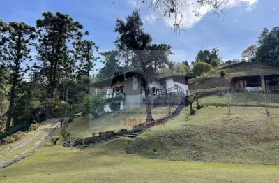 Casa à venda no Jardim do Embaixador, Campos do Jordão 