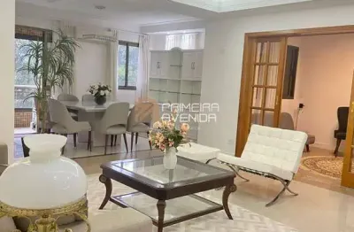 Apartamento mobiliado de 205m² - 4 suítes, 3 vagas, com vista linda