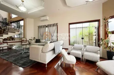 Sobrado de 322m² mobiliado em condomínio fechado - 4 suítes