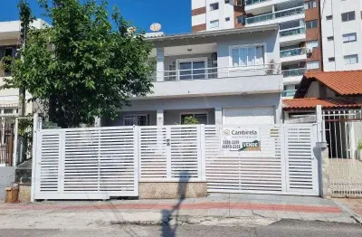 Casa com 6 quartos à venda na Rua Fúlvio Vieira da Rosa, 141, Barreiros, São José