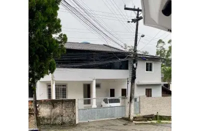 Casa com 2 quartos para alugar na Rua João Gonzaga da Costa, 374, Saco Grande, Florianópolis