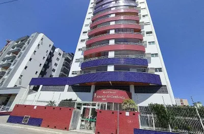 Apartamento com 2 quartos para alugar na Rua Vinte e Quatro de Abril, 3002, Centro, Palhoça