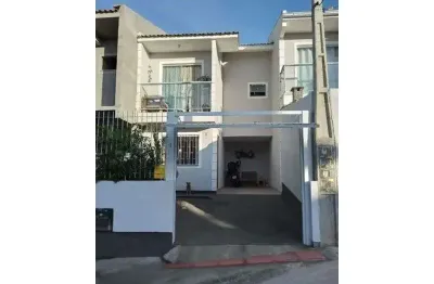 Casa em condomínio fechado com 2 quartos à venda na Rua Natalício Haas, 168, Forquilhas, São José