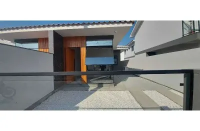 Casa com 3 quartos à venda na Rua Waldemar Garcia, 103, Nova Palhoça, Palhoça