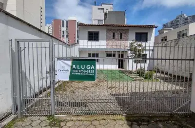 Casa com 4 quartos para alugar na Avenida Brigadeiro da Silva Paes, 799, Campinas, São José