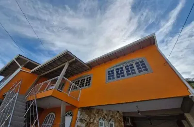 Casa com 3 quartos para alugar na Servidão dos Pomares, 51, Costeira do Pirajubaé, Florianópolis