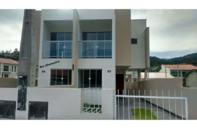 Casa em condomínio fechado com 2 quartos à venda na Rua Eritrina, 95, Potecas, São José