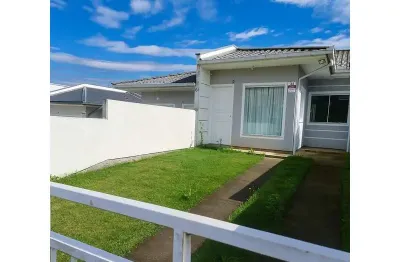 Casa com 2 quartos para alugar na Rua Isolda Schuller, 81, Potecas, São José