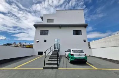 Apartamento com 1 quarto para alugar na Rua Kiliano Hames, Potecas, São José