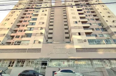 Apartamento com 2 quartos para alugar na Avenida Governador Jorge Lacerda, 283, Campinas, São José