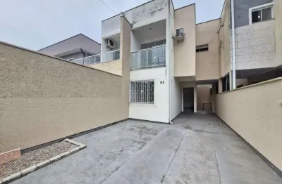 Casa com 2 quartos para alugar na Rua Eritrina, 95, Potecas, São José