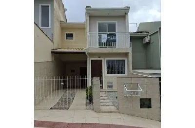 Casa em condomínio fechado com 2 quartos para alugar na Rua Brinco de Princesa, 05, Forquilhas, São José