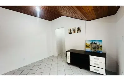 Kitnet / Stúdio para alugar na Rua Desembargador Gil Costa, 361, Capoeiras, Florianópolis