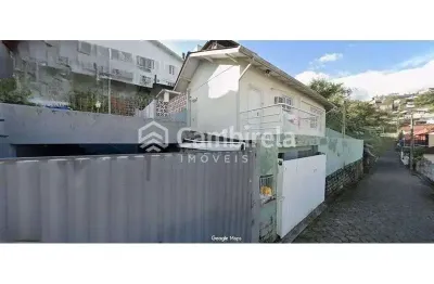 Casa com 2 quartos à venda na Agronômica, Florianópolis 