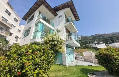 Casa com 6 quartos à venda no Ponta de Baixo, São José 