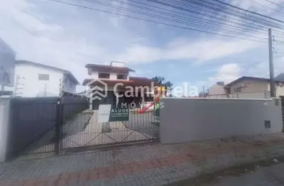 Casa com 4 quartos para alugar no Aririu, Palhoça 