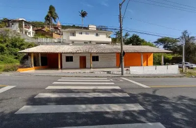 Casa comercial para alugar na Rua Assis Brasil, 5200, Ponta de Baixo, São José
