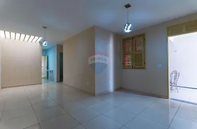 Casa plana - 137,86m² - cidade dos funcionários - r$415.000,00