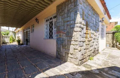 Casa dos seus sonhos ou a oportunidade perfeita para o seu negócio!!!