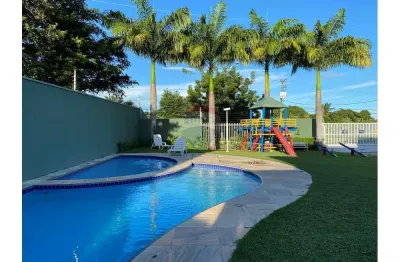 Casa duplex em condomínio com 3 suítes na lagoa redonda