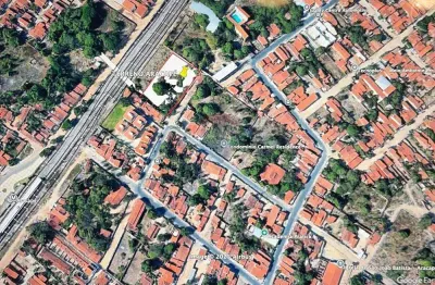 Terreno localizado no bairro aracapé com 5.662 metros quadrados.