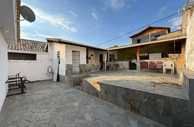 Casa com 3 quartos à venda na joaquim raymundo braga, 106, santa amélia, belo horizonte por r$ 690.000