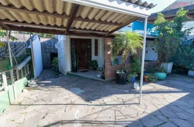 Casa com 2 quartos à venda na Avenida José Garibaldi, 35, Centro, Viamão