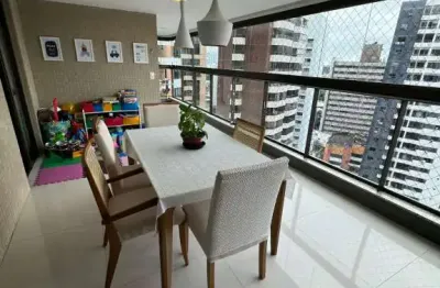 Apartamento 3 suítes com closet varandão lavabo 2 garagens à venda na pituba!