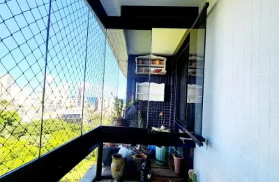 Apartamento nascente 2 quartos suíte área de serviço 2 garagens à venda em ondina!