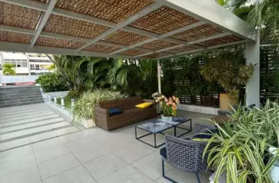 Apartamento 4 quartos 2 suítes andar alto nascente varanda 2 garagens à venda na barra!