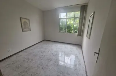 Apartamento 3 quartos dependência garagem elevador e portaria 24 h à venda na barra!
