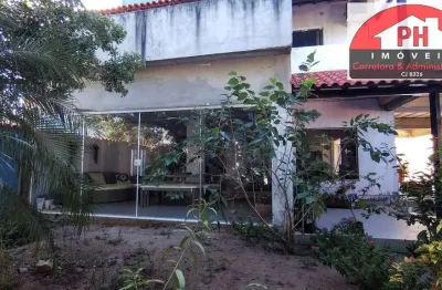 Linda casa duplex envidraçada em condomínio com praia privativa