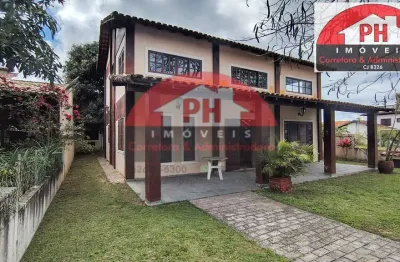 Casa duplex colonial à beira da lagoa – cond. fechado com praia particular
