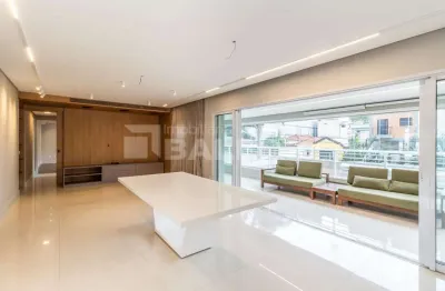 Apartamento com 3 quartos para alugar na Rua Itapeti, 760, Tatuapé, São Paulo