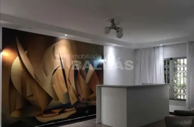 Casa comercial com 4 salas para alugar na Rua Euclides Pacheco, 1696, Tatuapé, São Paulo