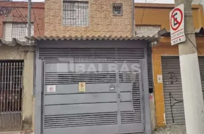 Casa com 2 quartos à venda na Rua Antônio Macedo, 48, Parque São Jorge, São Paulo