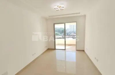 Apartamento 92 m² -3 dormitórios - 2 vagas - excelente localização.
