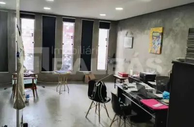 Prédio com 3 salas para alugar na Avenida Guilherme Giorgi, 631, Vila Carrão, São Paulo