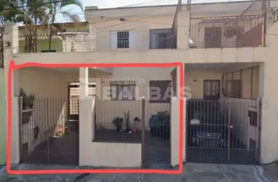 Casa térrea reformada - conforto , tranquilidade e ótima localização