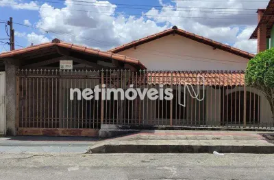 Casa com 3 quartos à venda no Parque Maracanã, Contagem 