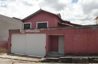 Casa com 5 quartos à venda no Europa, Contagem 