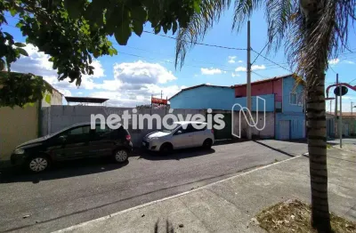 Casa com 2 quartos à venda na Vila Panamá, Contagem 
