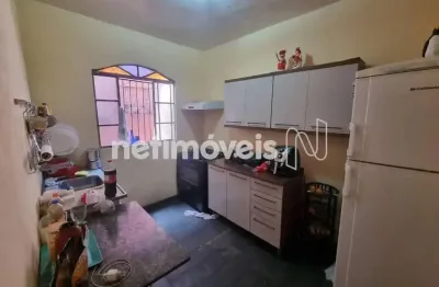 Casa com 3 quartos à venda na Vila Santa Luzia, Contagem 